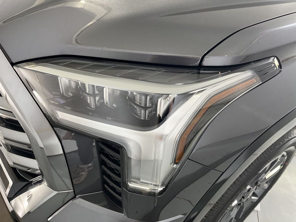 2026 Toyota Tundra i-FORCE MAX Platinum i-FORCE MAX