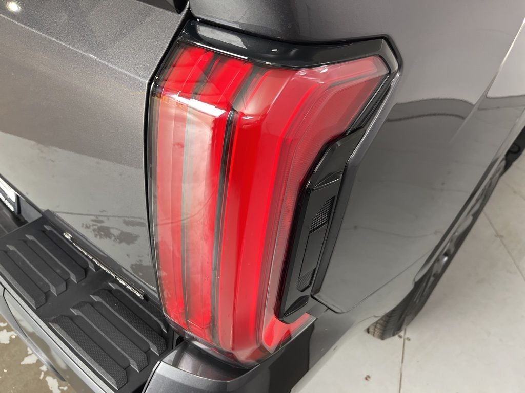 2026 Toyota Tundra i-FORCE MAX Platinum i-FORCE MAX