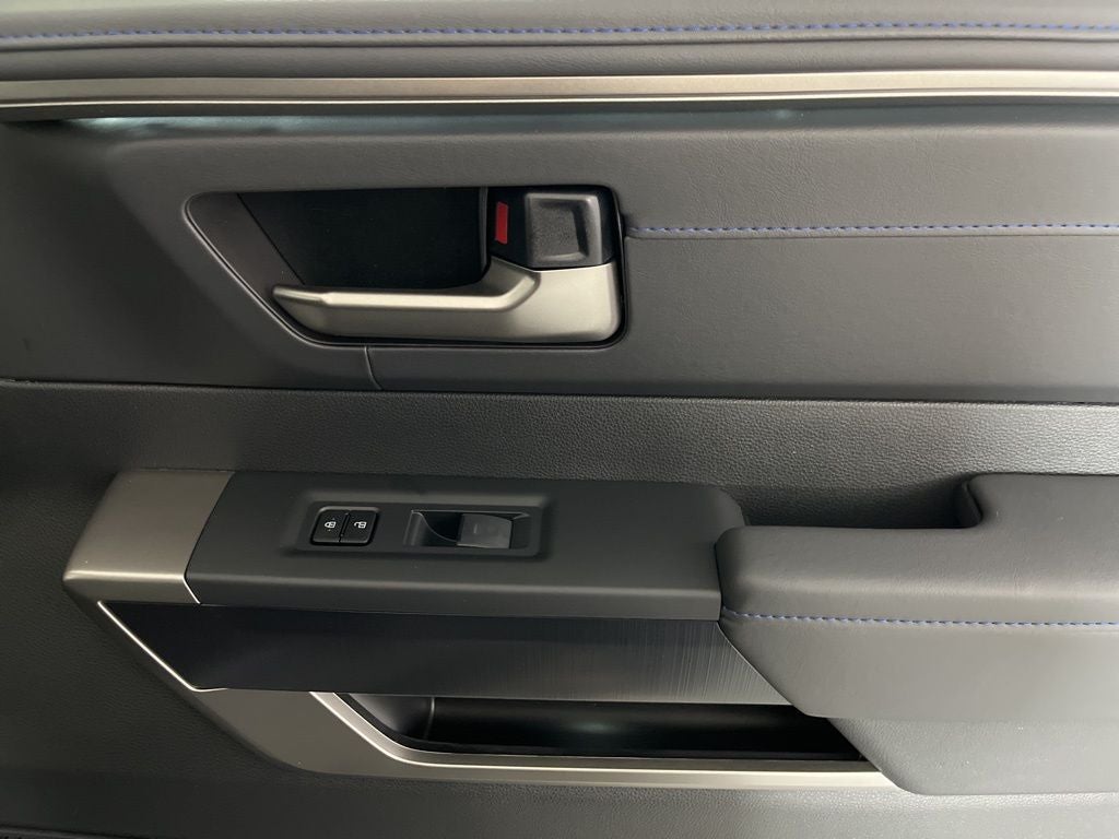 2026 Toyota Tundra i-FORCE MAX Platinum i-FORCE MAX