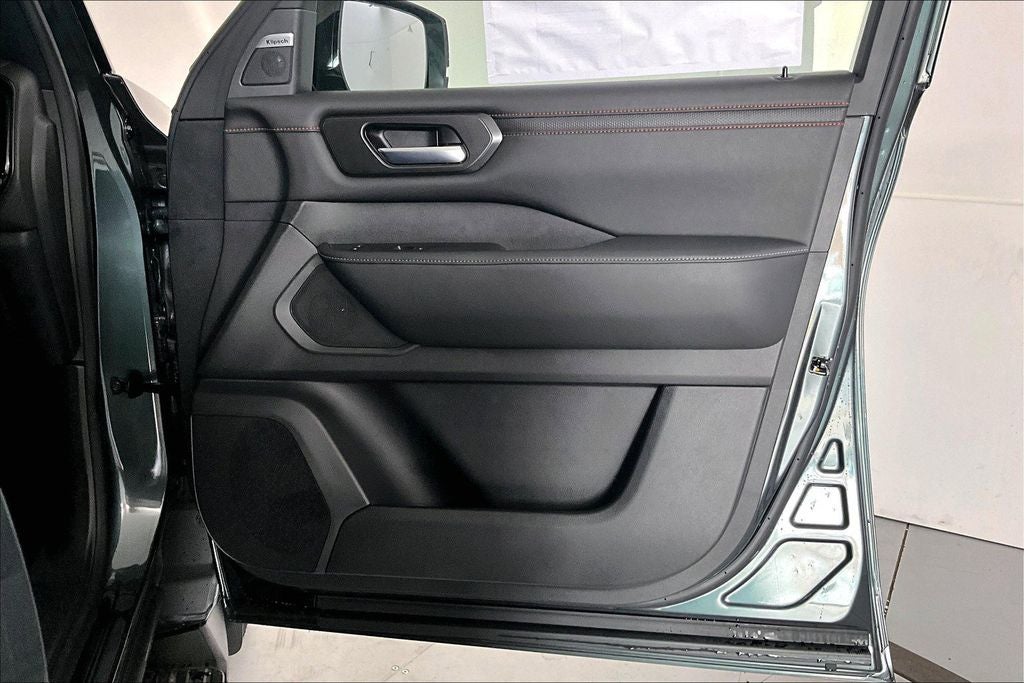 2025 Nissan Armada PRO-4X