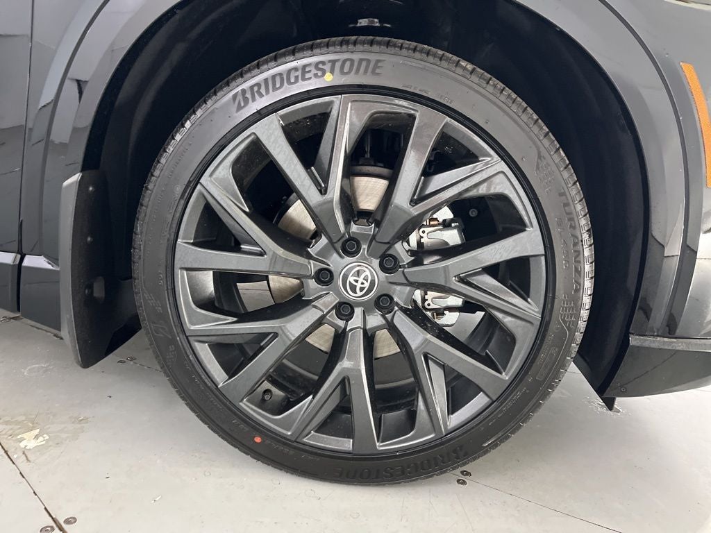 2026 Toyota Crown Signia Limited