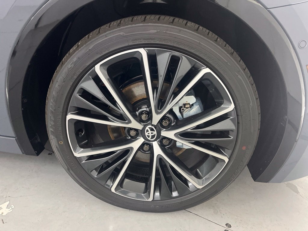 2027 Toyota Prius Limited AWD