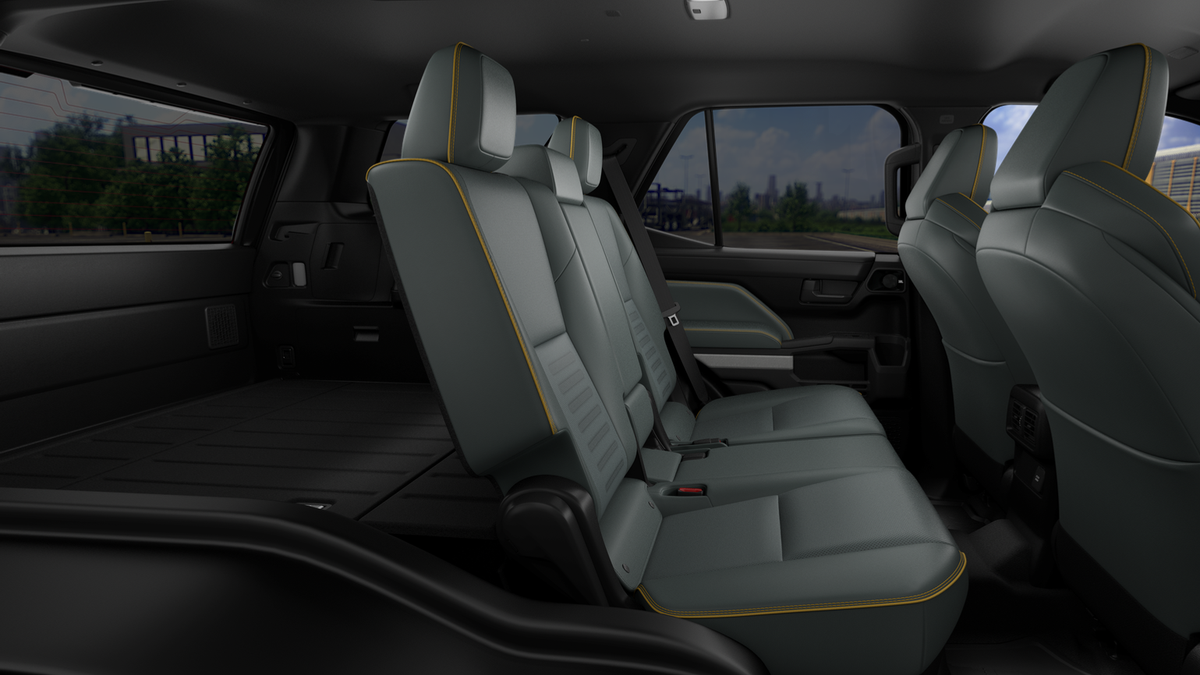 2026 Toyota 4Runner i-FORCE MAX Trailhunter