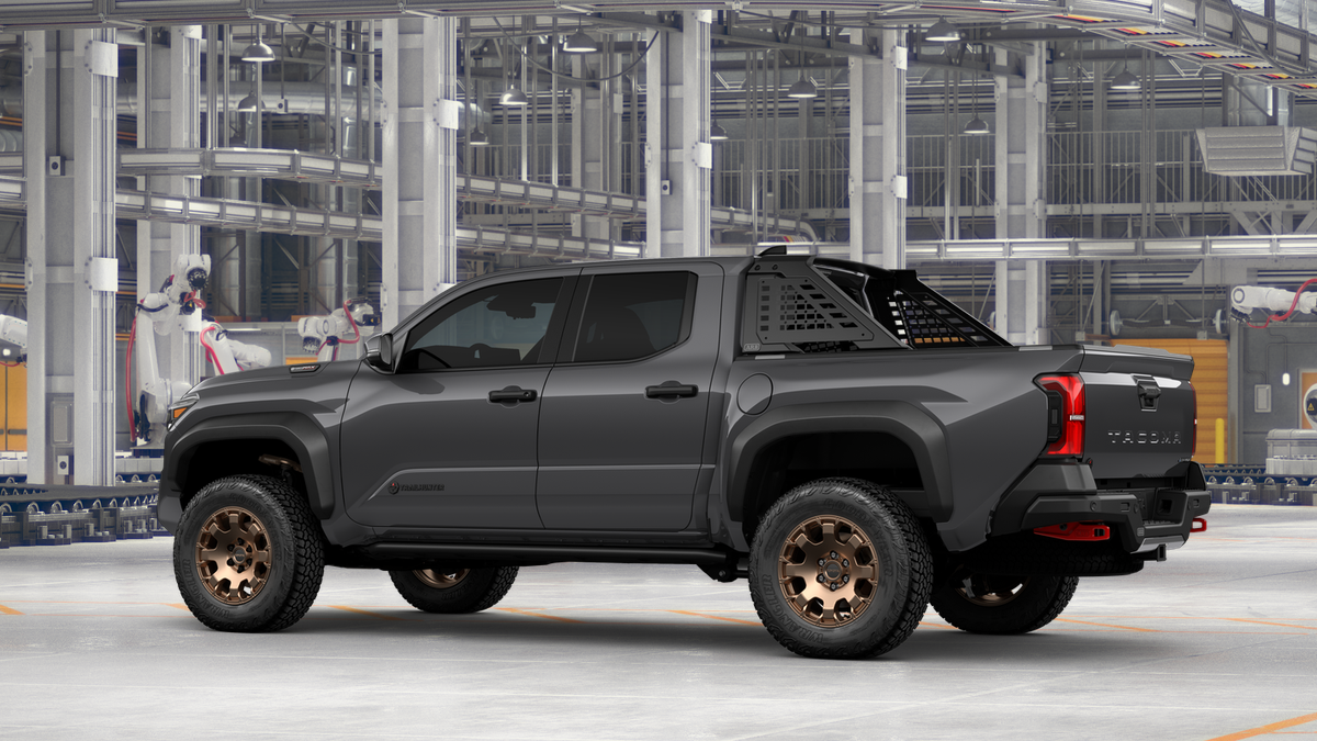 2026 Toyota Tacoma i-FORCE MAX Tacoma Trailhunter