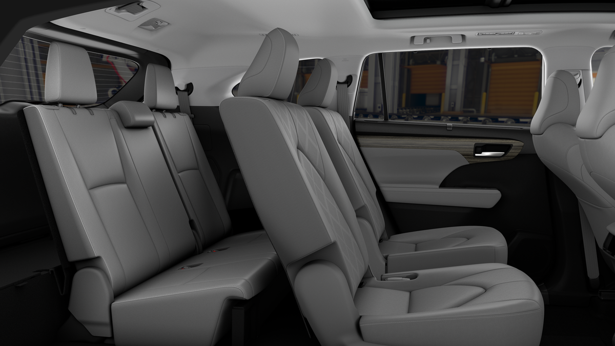 2026 Toyota Highlander Platinum