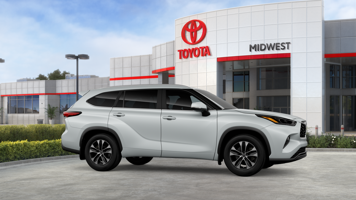 2026 Toyota Highlander XLE