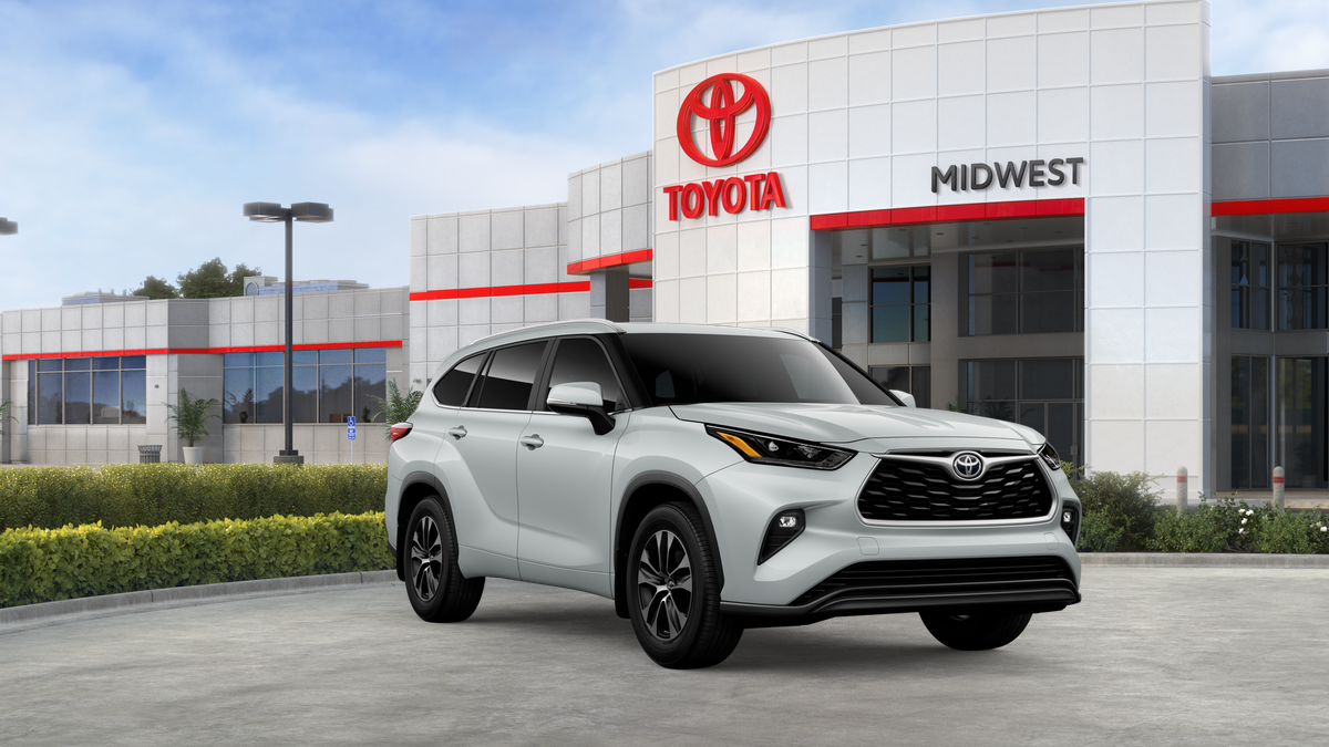 2026 Toyota Highlander XLE