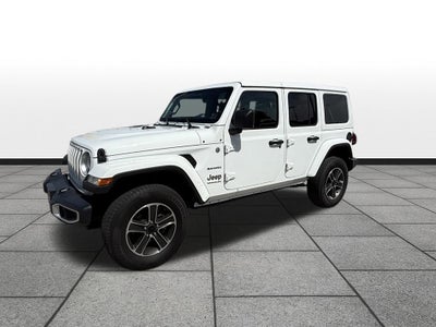 2023 Jeep Wrangler 4-Door Sahara