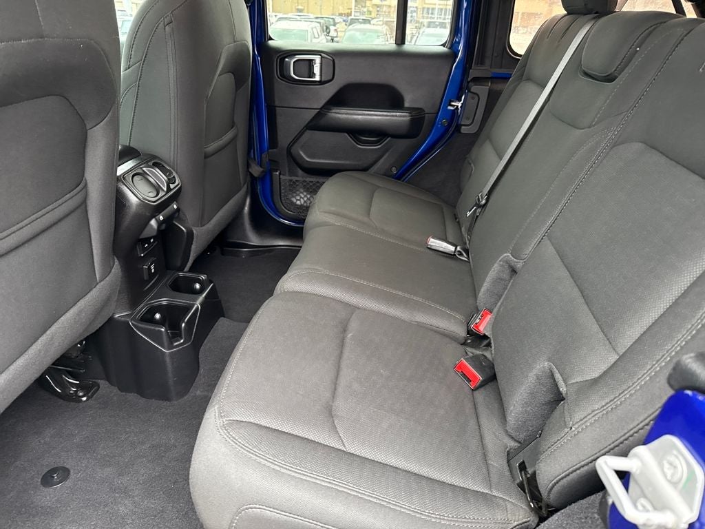 2020 Jeep Wrangler Unlimited Sahara 4x4