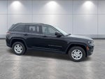 2024 Jeep Grand Cherokee Laredo 4x2