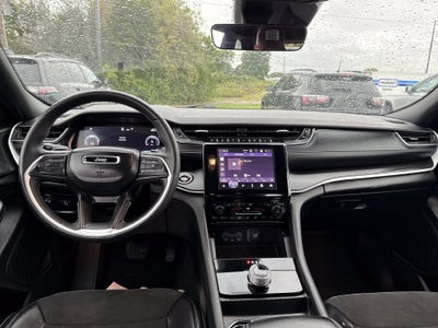 2025 Jeep Grand Cherokee Altitude 4x4