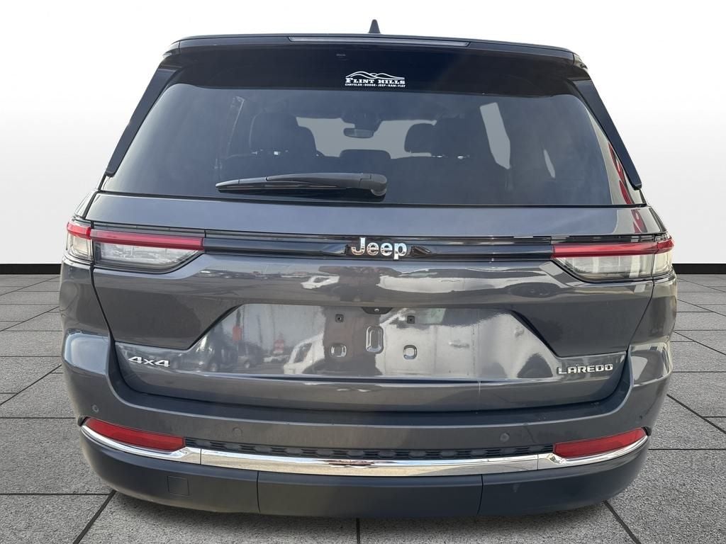 2023 Jeep Grand Cherokee Laredo 4x4
