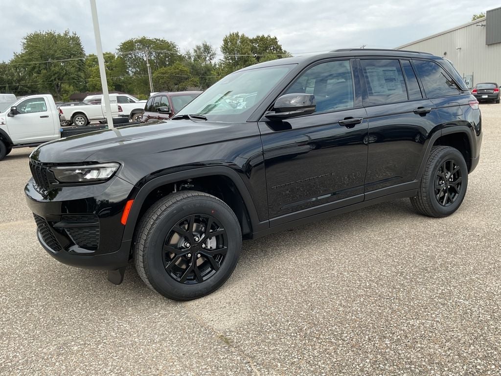 2025 Jeep Grand Cherokee GRAND CHEROKEE ALTITUDE X 4X4