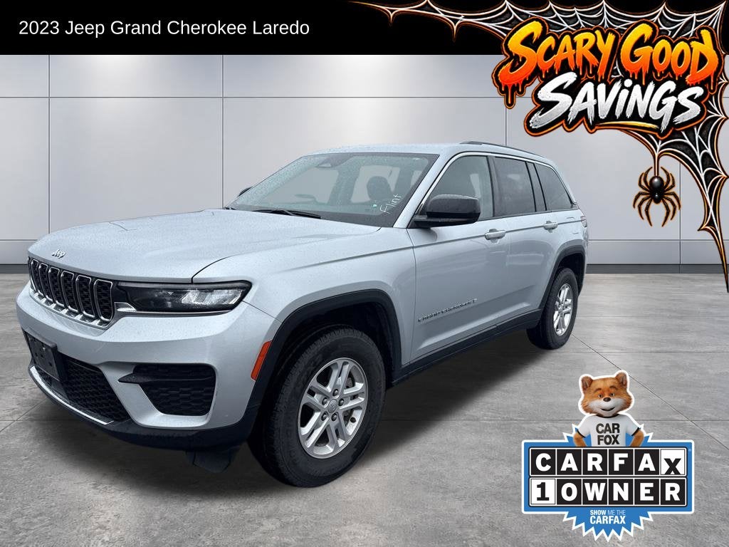 2023 Jeep Grand Cherokee Laredo 4x4