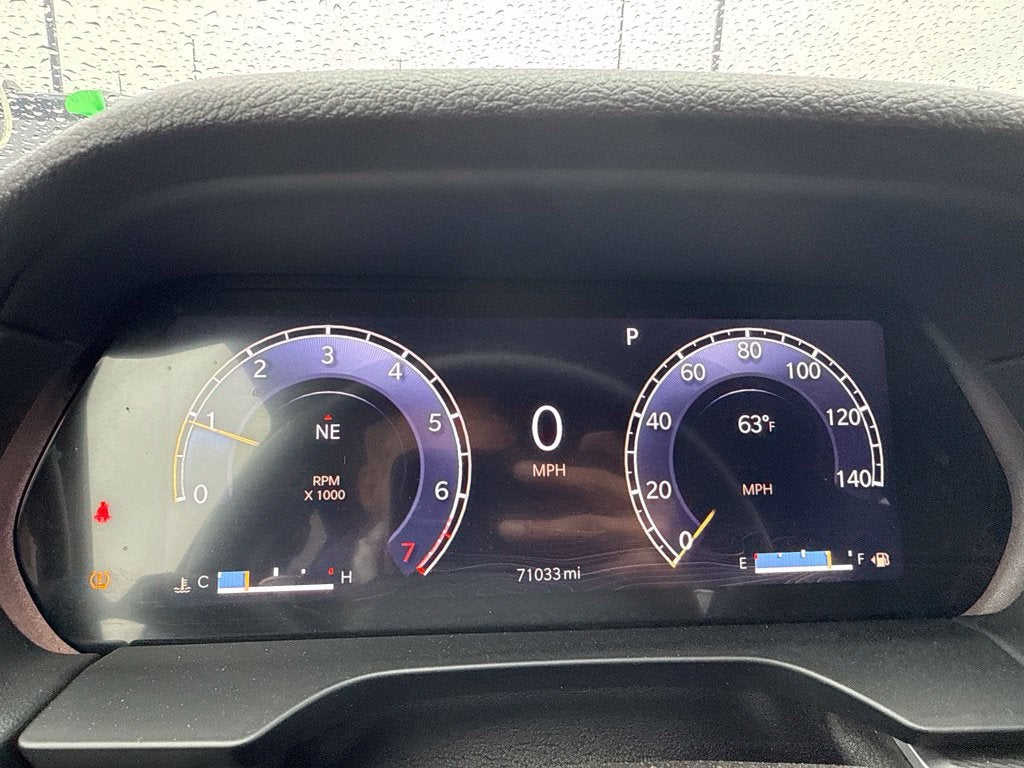 2023 Jeep Grand Cherokee Laredo 4x4