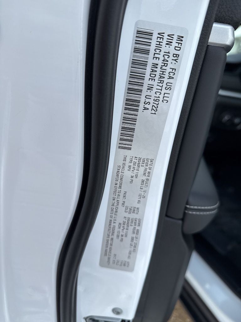 2026 Jeep Grand Cherokee GRAND CHEROKEE ALTITUDE 4X4