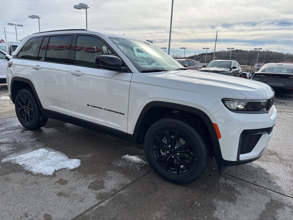 2026 Jeep Grand Cherokee GRAND CHEROKEE ALTITUDE 4X4