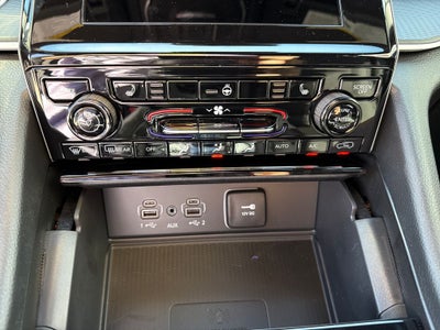 2026 Jeep Grand Cherokee GRAND CHEROKEE L LAREDO X 4X4