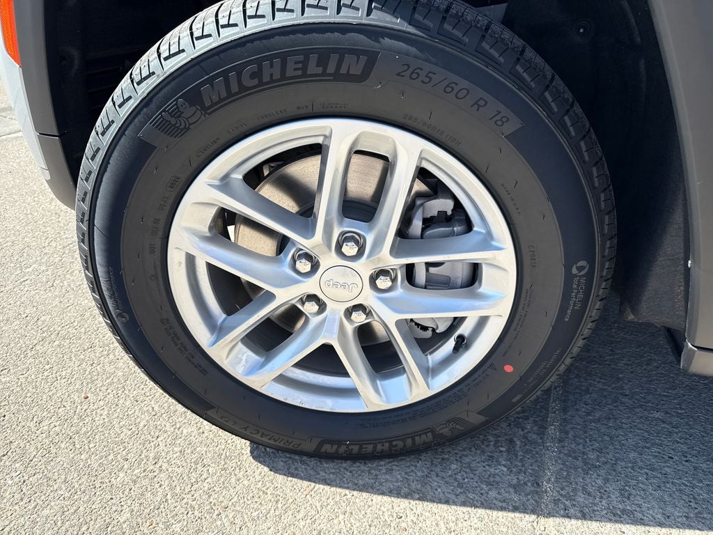 2026 Jeep Grand Cherokee GRAND CHEROKEE L LAREDO X 4X4
