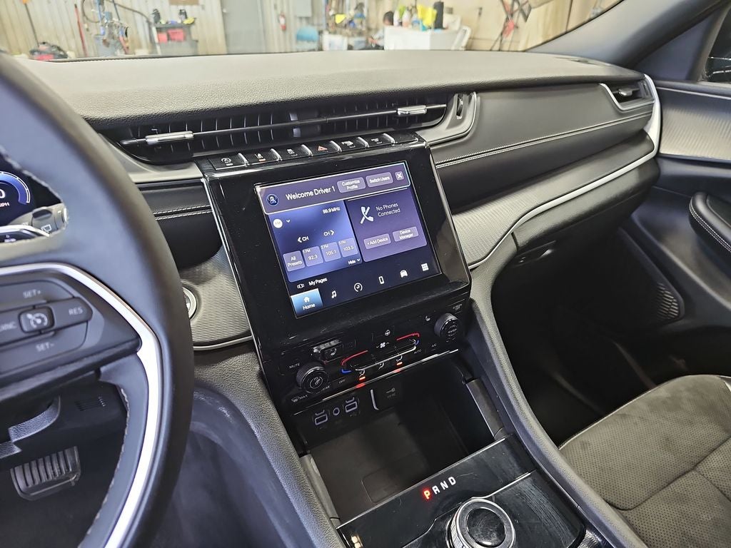 2024 Jeep Grand Cherokee L Altitude 4x4