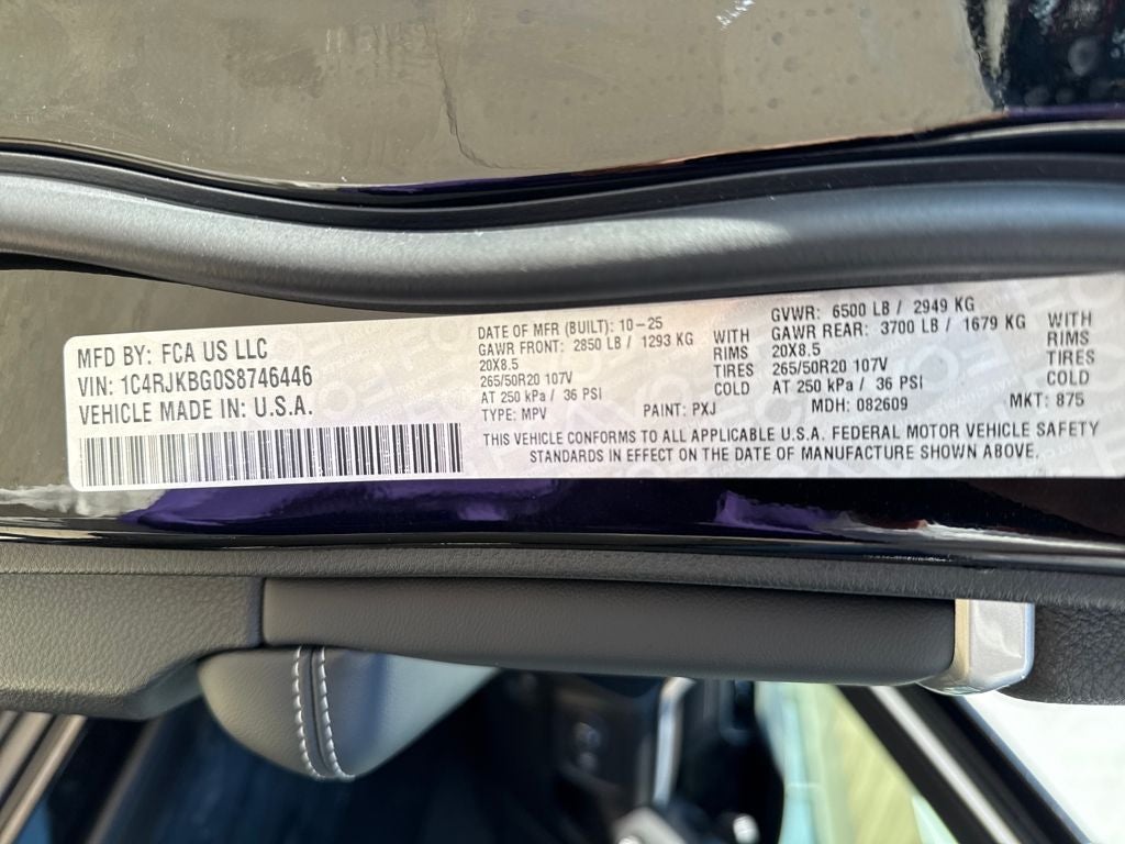 2025 Jeep Grand Cherokee GRAND CHEROKEE L LIMITED 4X4