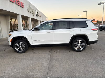 2025 Jeep Grand Cherokee GRAND CHEROKEE L LIMITED 4X4