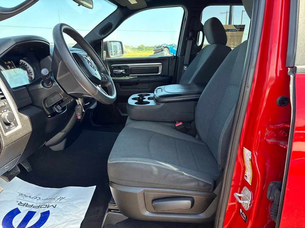 2021 RAM 1500 Classic Warlock Quad Cab 4x2 6'4' Box
