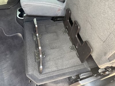 2023 RAM 1500 Classic SLT Crew Cab 4x4 5'7' Box