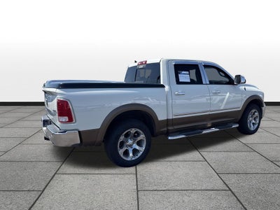 2017 RAM 1500 Laramie Crew Cab 4x4 5'7' Box