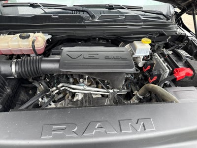 2022 RAM 1500 Big Horn Crew Cab 4x4 5'7' Box