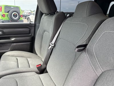 2024 RAM 1500 Tradesman Crew Cab 4x4 5'7' Box
