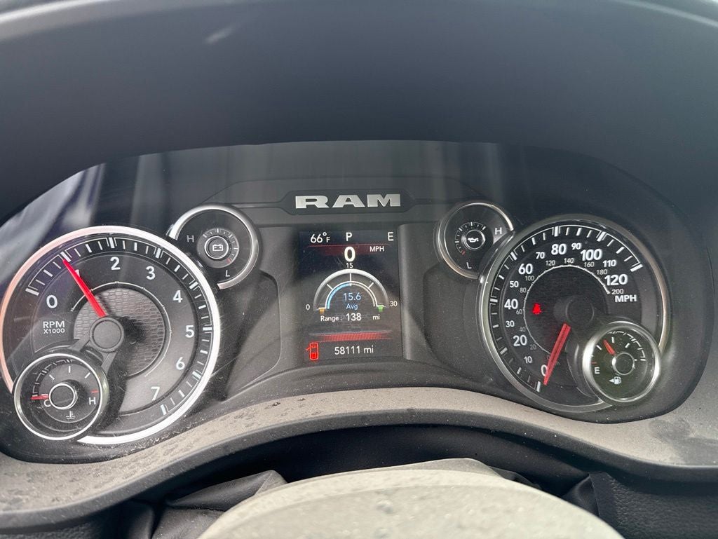 2022 RAM 1500 Big Horn Crew Cab 4x4 5'7' Box