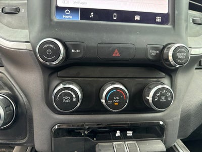 2022 RAM 1500 Big Horn Crew Cab 4x4 5'7' Box