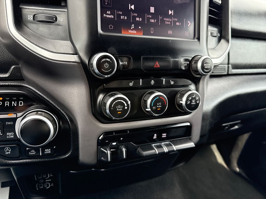 2023 RAM 1500 Big Horn Crew Cab 4x4 5'7' Box