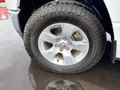2023 RAM 1500 Big Horn Crew Cab 4x4 5'7' Box