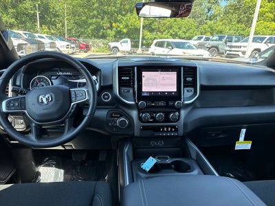2026 RAM Ram 1500 RAM 1500 EXPRESS CREW CAB 4X4 5'7' BOX