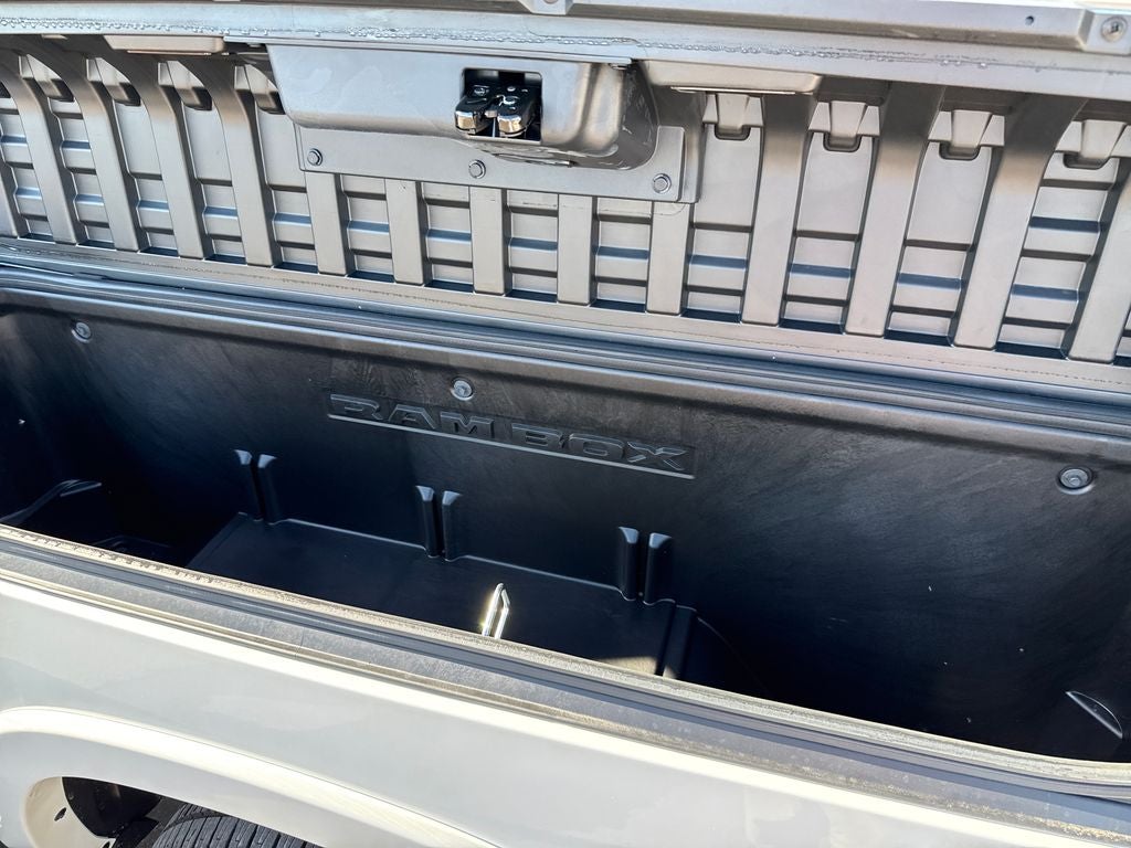 2026 RAM Ram 1500 RAM 1500 LIMITED CREW CAB 4X4 5'7' BOX
