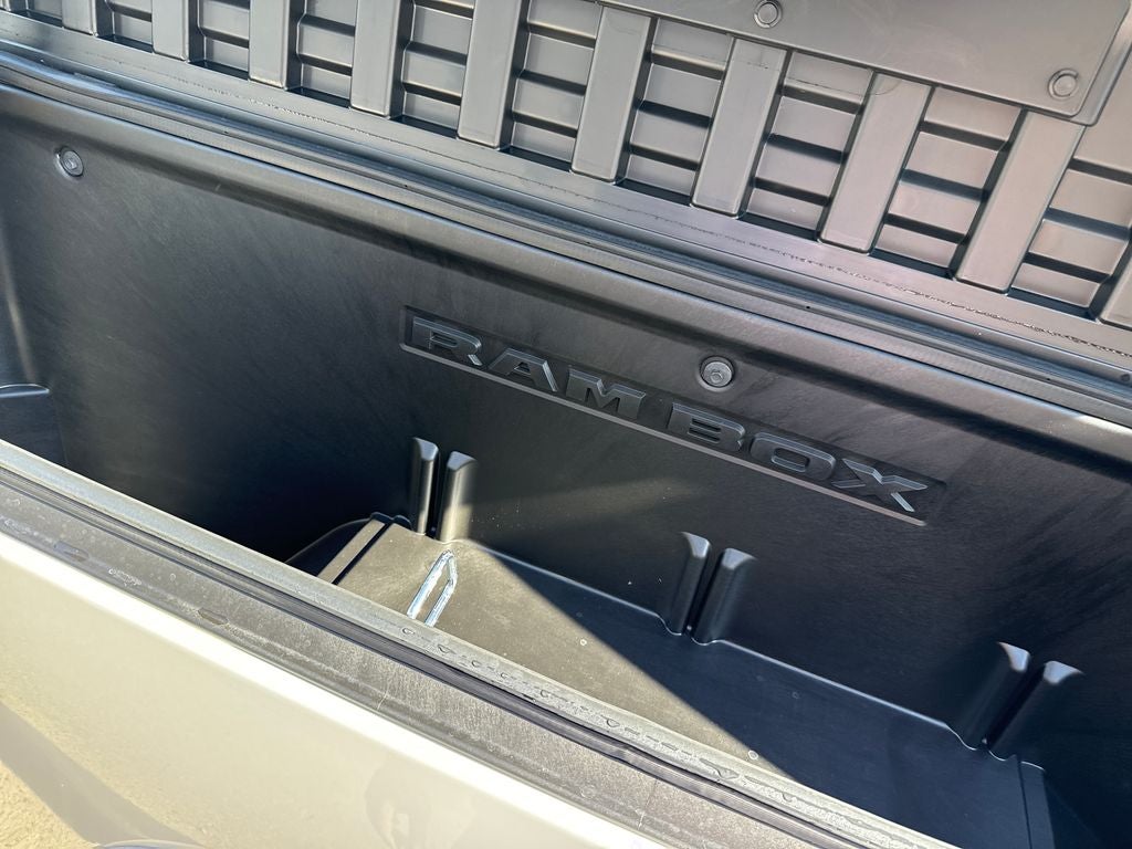 2026 RAM Ram 1500 RAM 1500 LIMITED CREW CAB 4X4 5'7' BOX