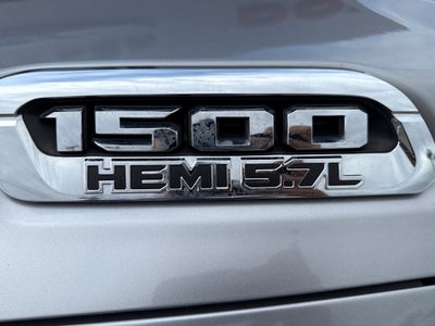 2022 RAM 1500 Laramie Crew Cab 4x4 5'7' Box