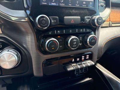 2022 RAM 1500 Limited Longhorn Crew Cab 4x4 5'7' Box