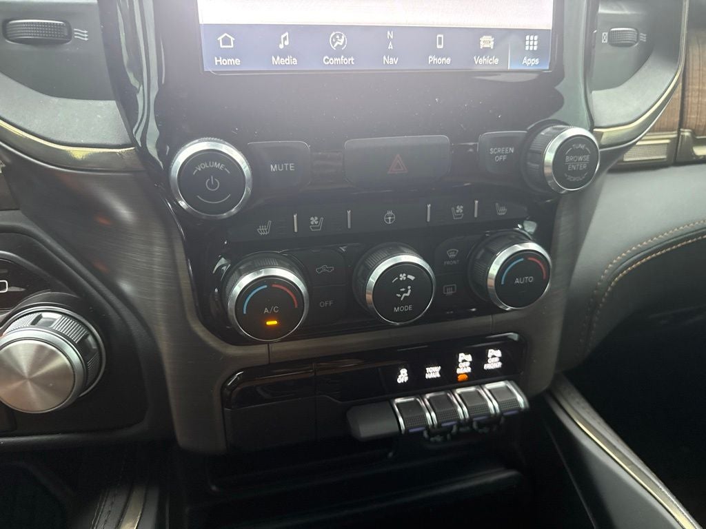 2022 RAM 1500 Limited Longhorn Crew Cab 4x4 5'7' Box