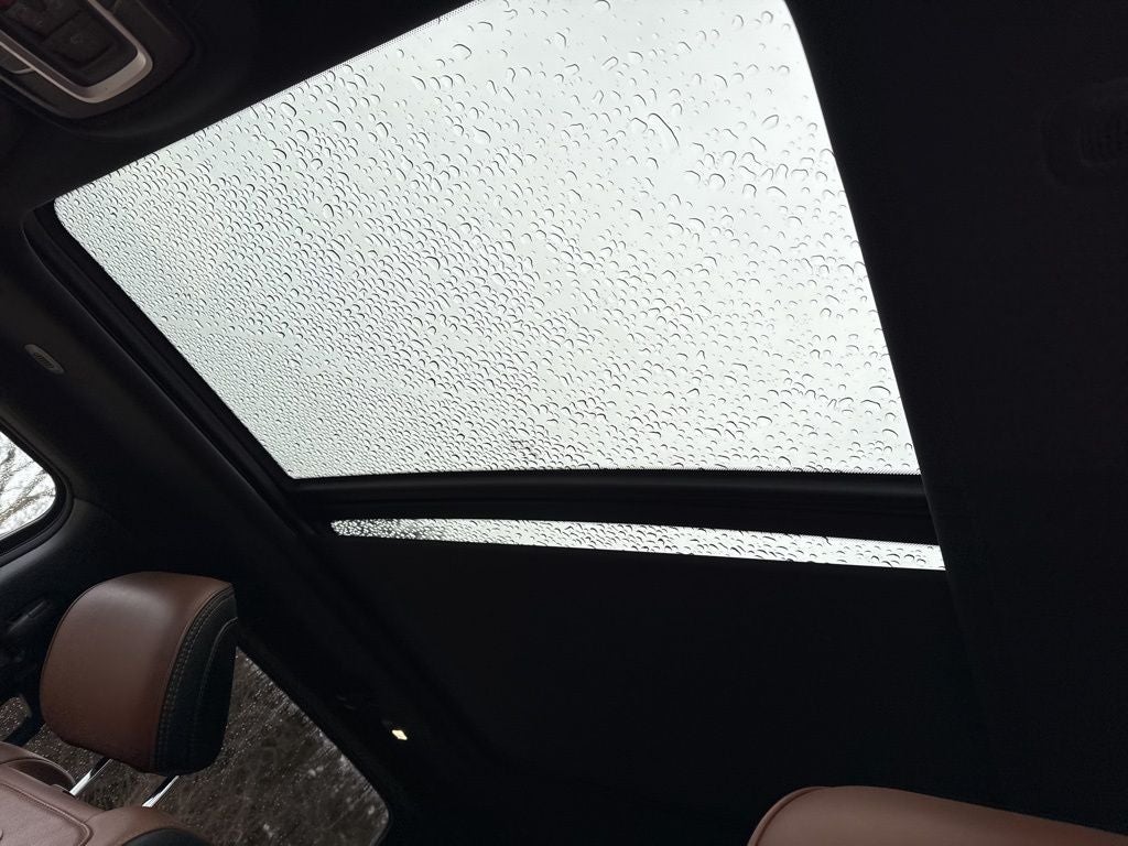 2020 RAM 1500 Laramie Longhorn Crew Cab 4x4 5'7' Box