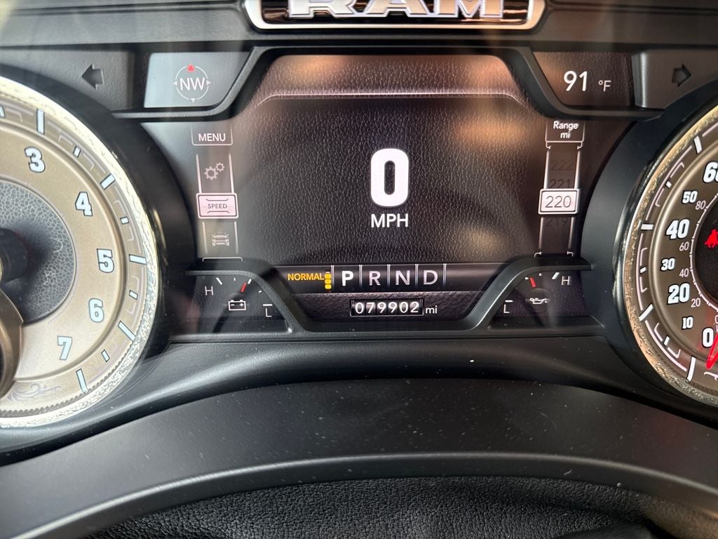 2020 RAM 1500 Laramie Longhorn Crew Cab 4x4 5'7' Box