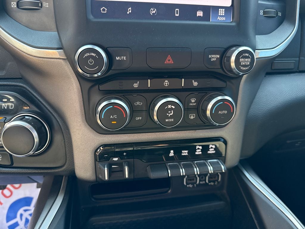 2023 RAM 1500 Big Horn Crew Cab 4x4 6'4' Box