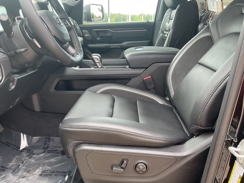 2025 RAM Ram 1500 RAM 1500 RHO CREW CAB 4X4 5'7' BOX