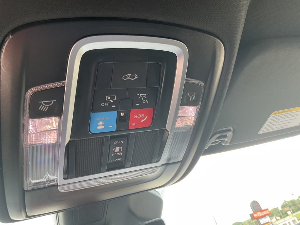 2025 RAM Ram 1500 RAM 1500 RHO CREW CAB 4X4 5'7' BOX