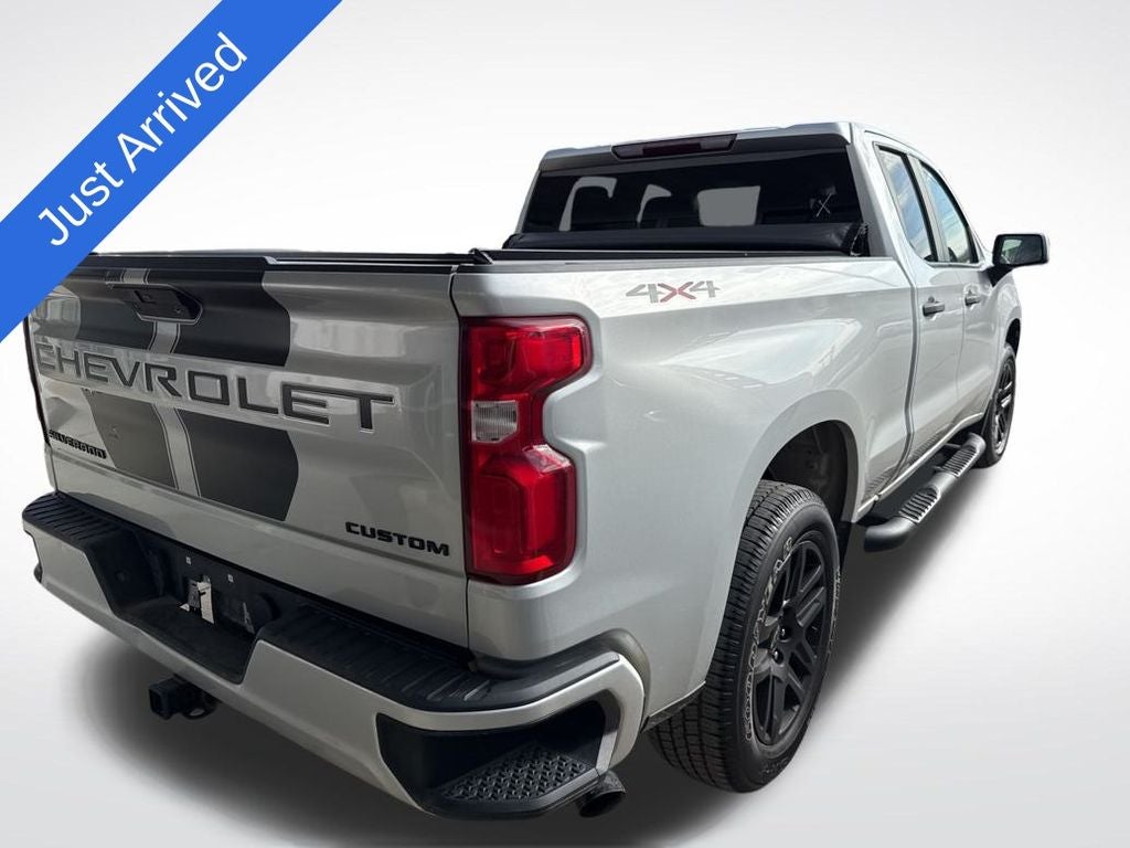 2022 Chevrolet Silverado 1500 LTD 4WD Double Cab Standard Bed Custom