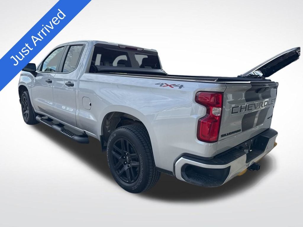 2022 Chevrolet Silverado 1500 LTD 4WD Double Cab Standard Bed Custom