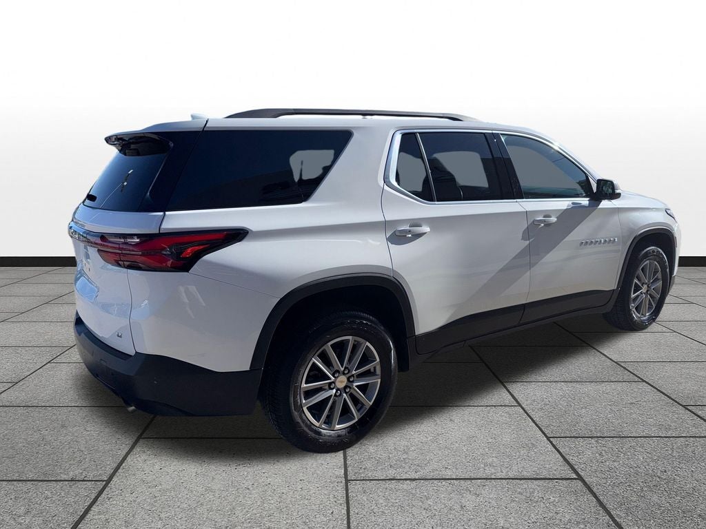 2023 Chevrolet Traverse FWD LT Cloth