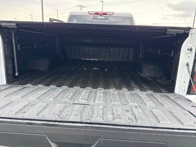 2025 GMC Sierra 2500HD 4WD Crew Cab Standard Bed AT4